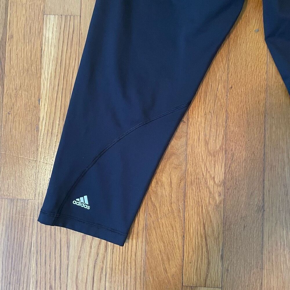 ADIDAS | cropped athletic pants L - Picture 6 of 6